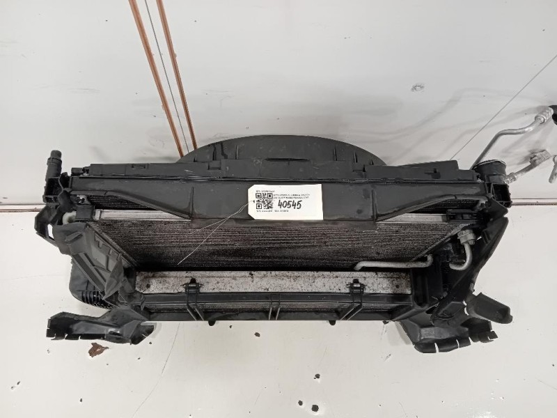 KIT Radiatori 3136613436 Mercedes Classe E W212 2013