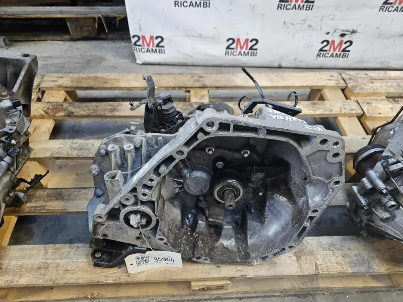 Cambio CE JRQ S2G ST 3201001Q2G Nissan JUKE I 2010