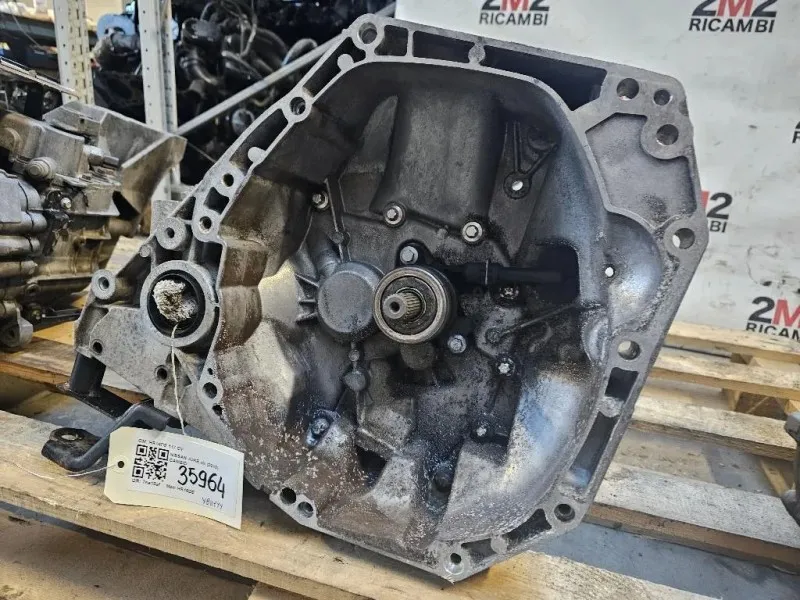 Cambio CE JRQ S2G ST 3201001Q2G Nissan JUKE I 2010