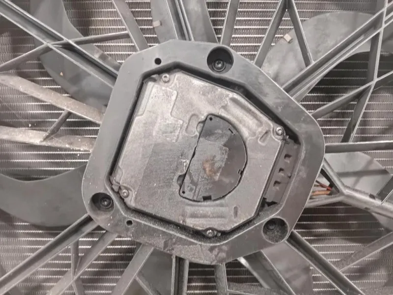 KIT Radiatori A2115003402 Mercedes Classe SLK R171 2004