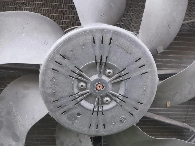 KIT Radiatori A2035004203 Mercedes Classe SLK R171 2004