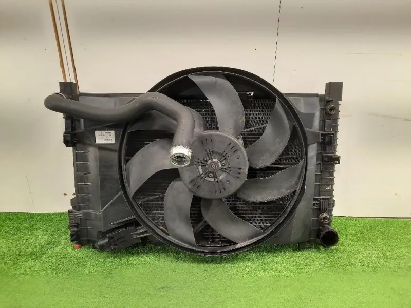 KIT Radiatori A2035004203 A2035000593 Mercedes Classe SLK R171 2008