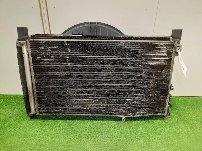 KIT Radiatori A2035004203 A2035000593 Mercedes Classe SLK R171 2008