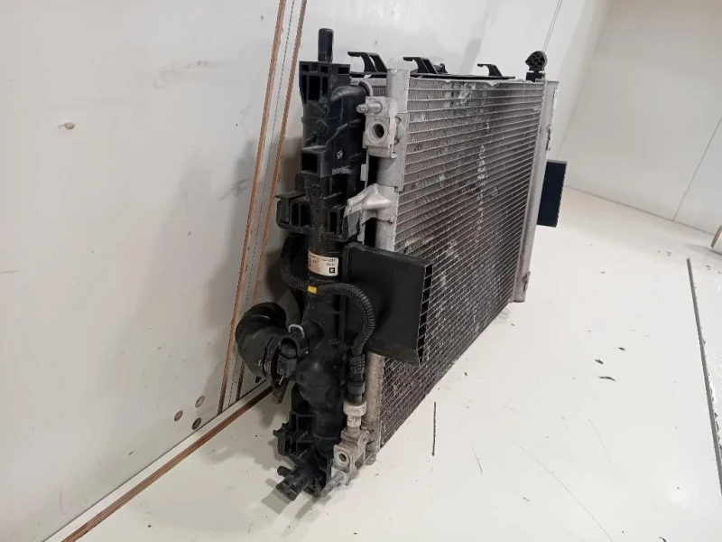 KIT Radiatori 0130308484 Opel Astra J 2012