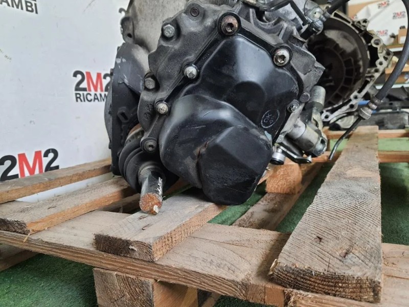 Cambio A13DTE 95 CV 24578402 Opel Astra J 2010