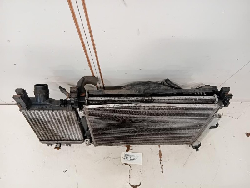 KIT Radiatori 921006843R Renault CLIO IV 2013