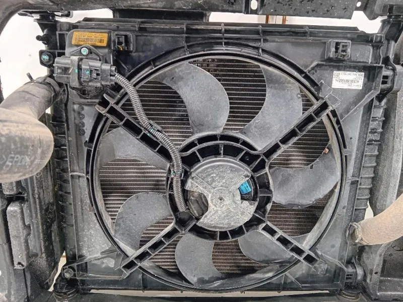 KIT Radiatori KIT RADIATORI Ssangyong Tivoli 2015