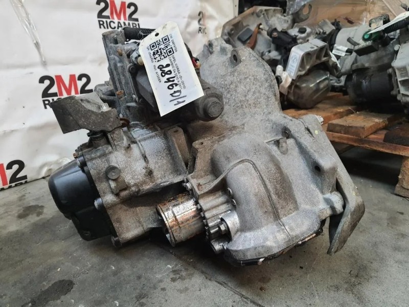 Cambio 24579784 Opel Corsa D 2010