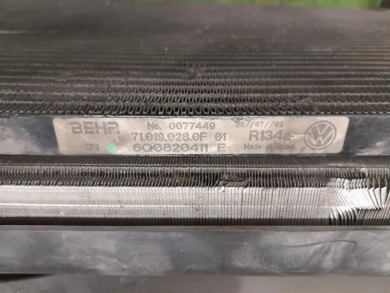 KIT Radiatori 6Q0121253R Volkswagen POLO IV 2002