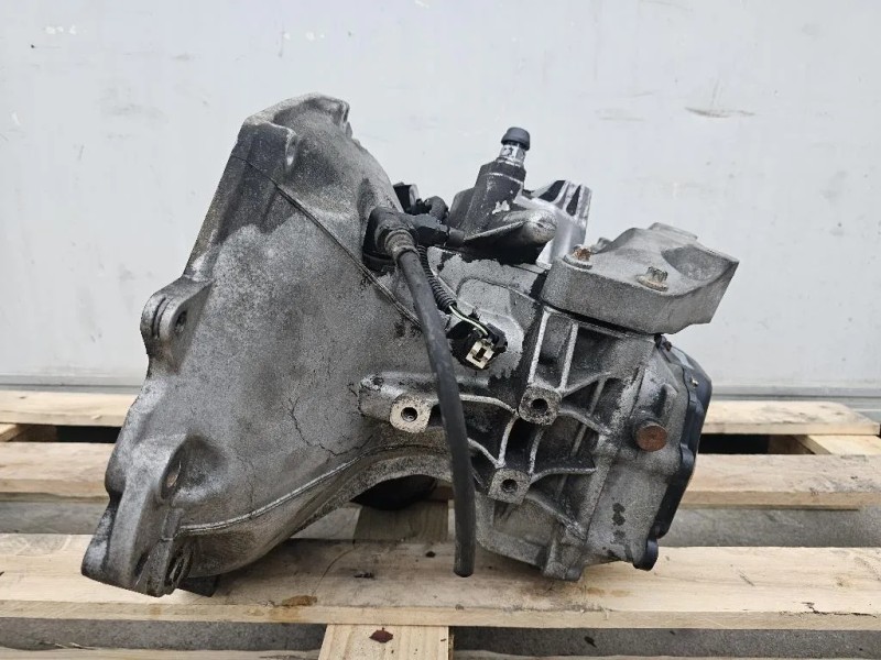 Cambio 24579784 Opel Corsa D 2011