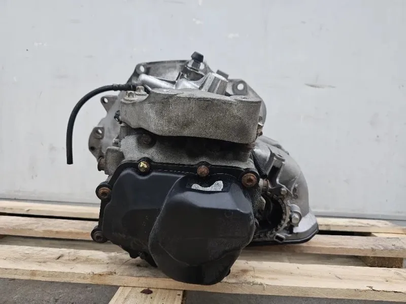 Cambio 24579784 Opel Corsa D 2011