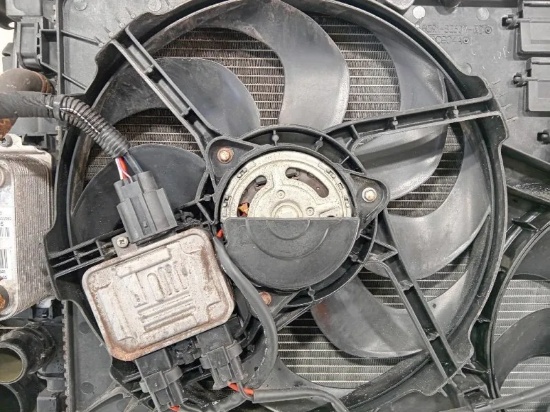 KIT Radiatori KIT RADIATORI Volvo V60 I 2010