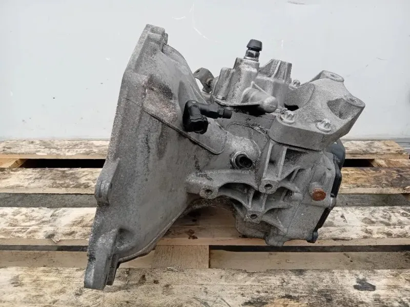 Cambio MDG 55565177 5 MARCE MANUALE Opel Corsa E 2014