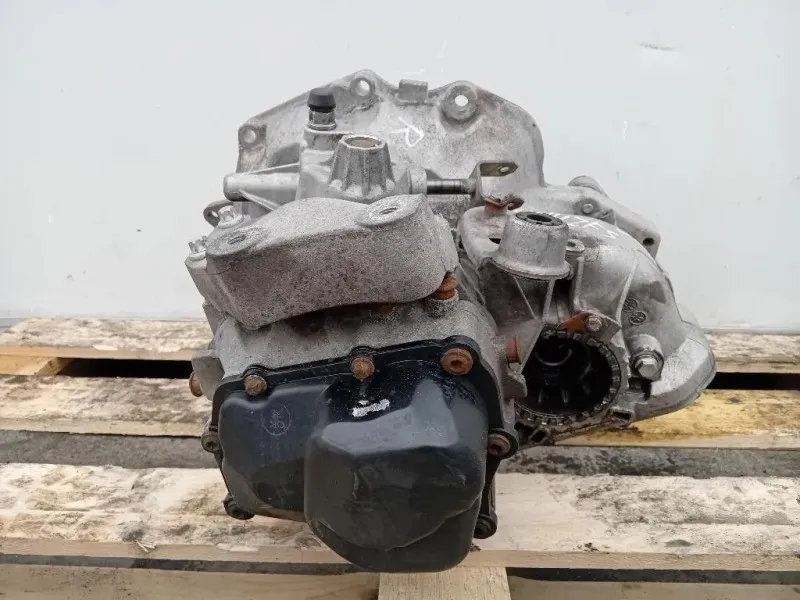 Cambio MDG 55565177 5 MARCE MANUALE Opel Corsa E 2014