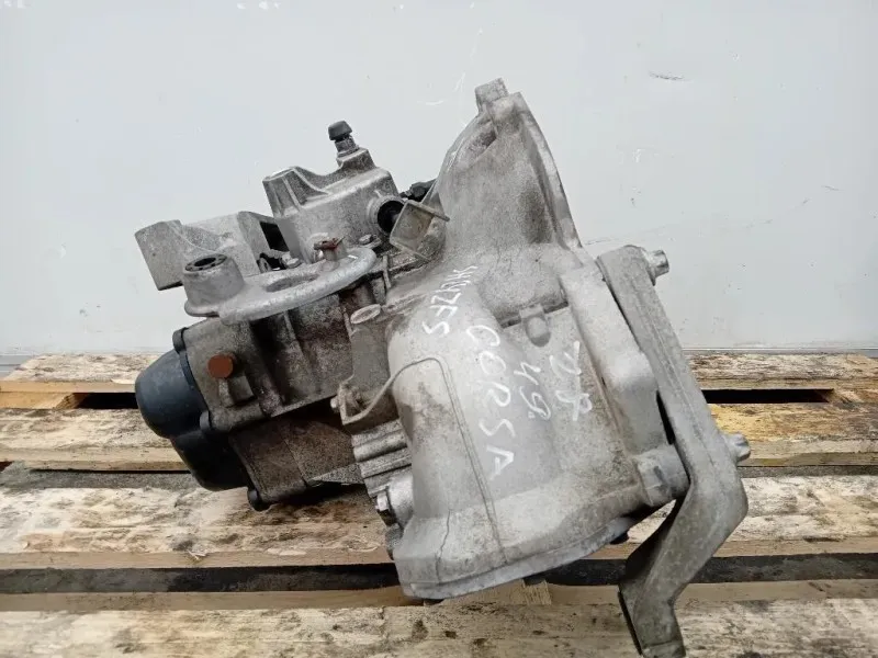 Cambio MDG 55565177 5 MARCE MANUALE Opel Corsa E 2014