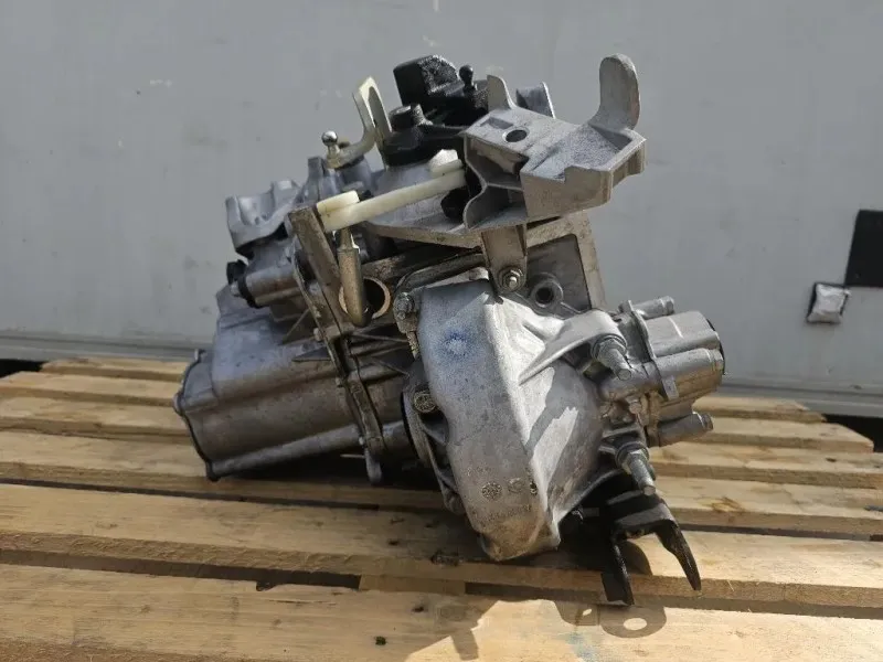 Cambio 9811243810 1636249680 Opel Corsa F 2019