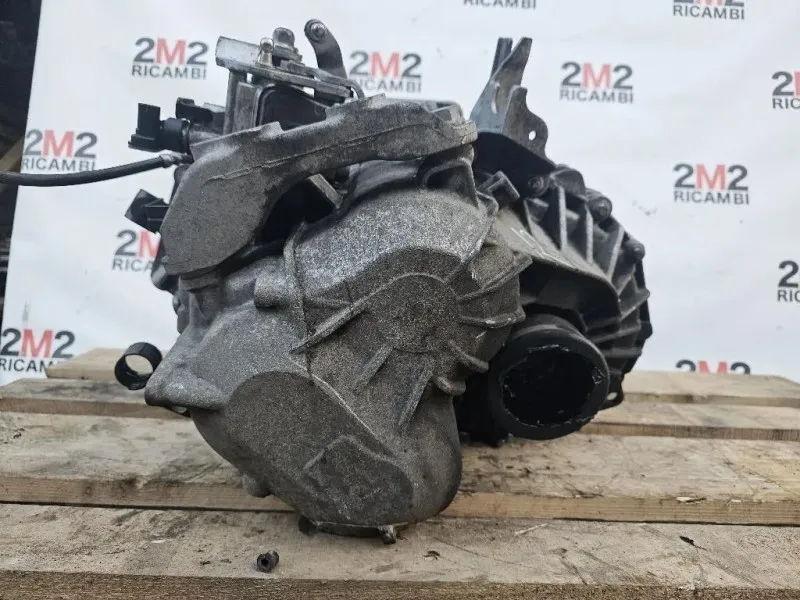 Cambio MYJ 6 MARCE MANUALE Opel Insignia A 2013