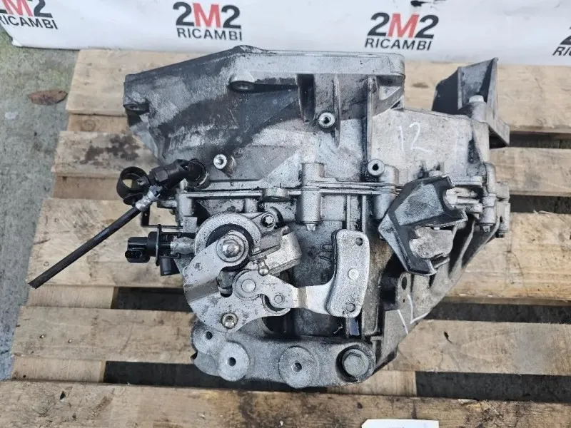 Cambio MYJ 6 MARCE MANUALE Opel Insignia A 2013