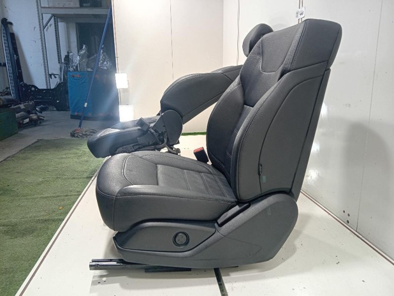 KIT Sedili KIT SEDILI GLE W166 PELLE NERO Mercedes Classe GLE W166 2015