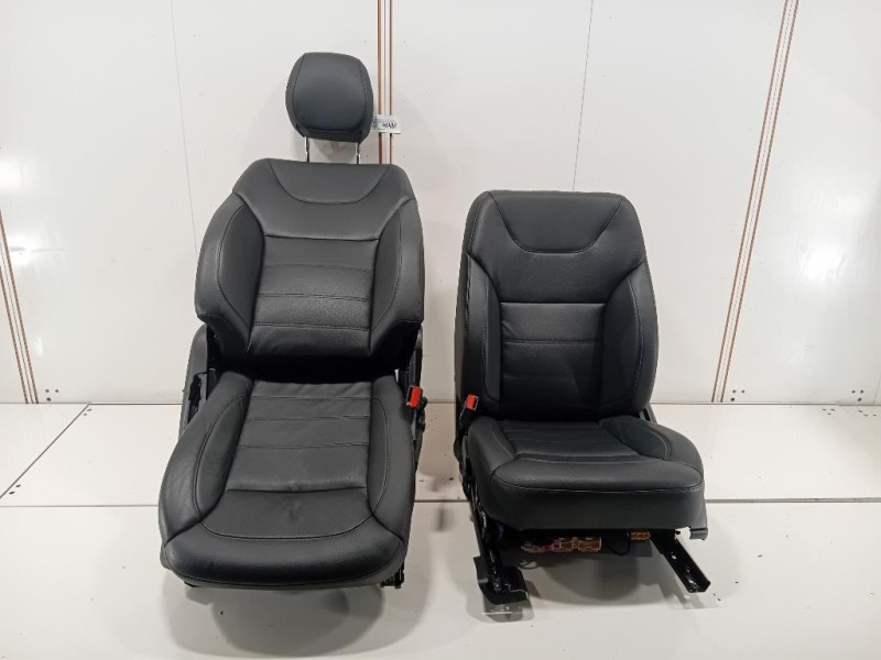 KIT Sedili KIT SEDILI GLE W166 PELLE NERO Mercedes Classe GLE W166 2015