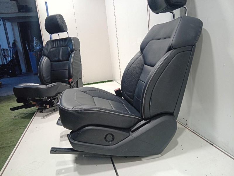 KIT Sedili KIT SEDILI W166 NERO PELLE Mercedes Classe ML W166 2012