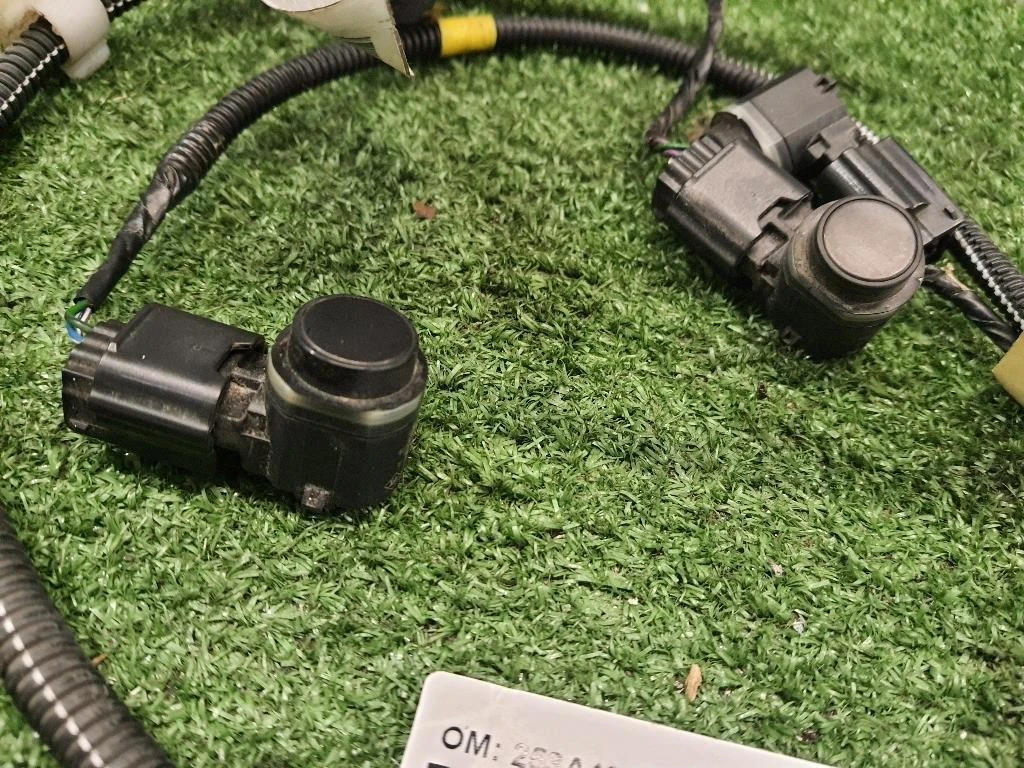 KIT Sensori Parcheggio Paraurti POST 253A42318R 240151516R Dacia Duster II 2018