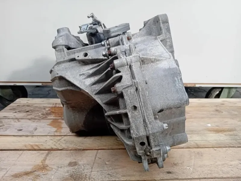 Cambio 5564375 6 MARCE MANUALE Opel Zafira C 2012