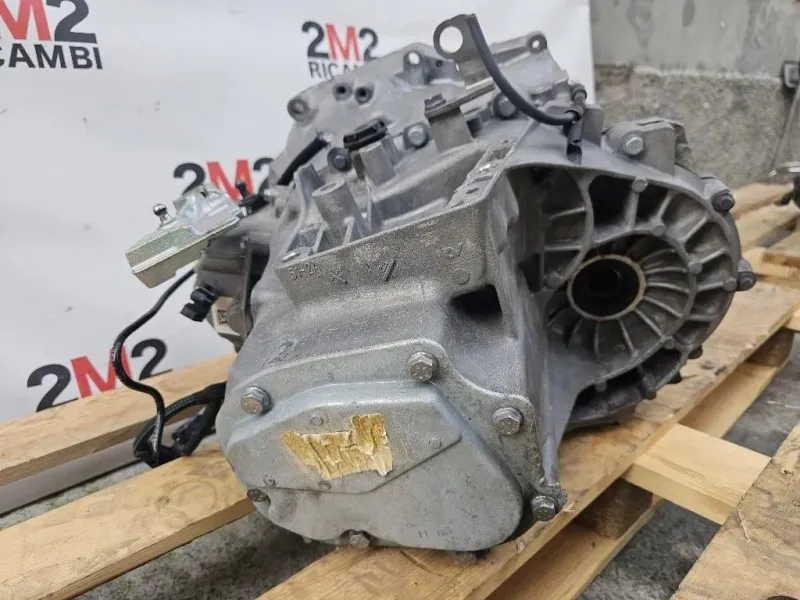 Cambio CAMBIO MANUALE Peugeot 208 I 2015