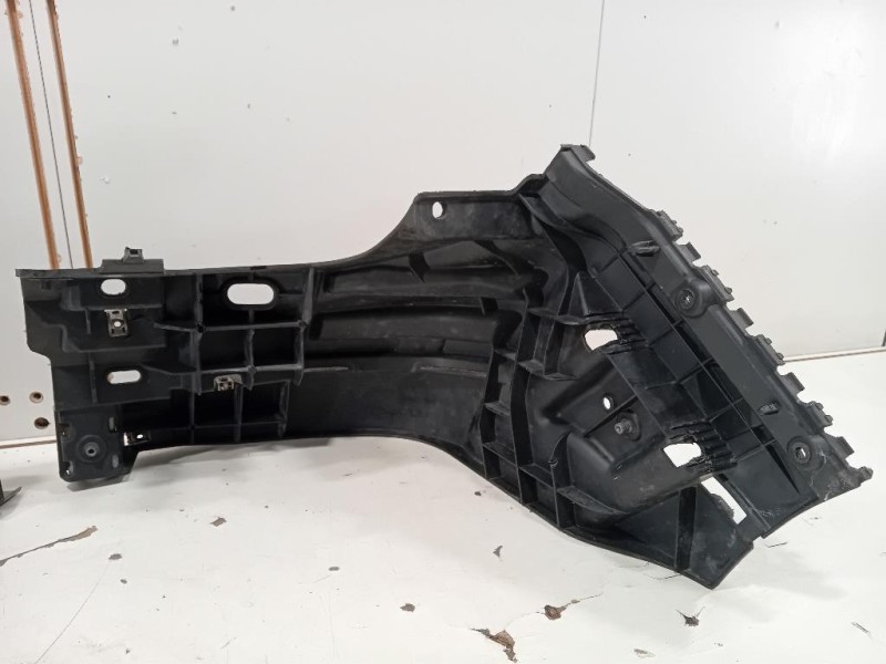 KIT Sostegni Paraurti ANT 620340102R620350102R Renault Trafic III 2007