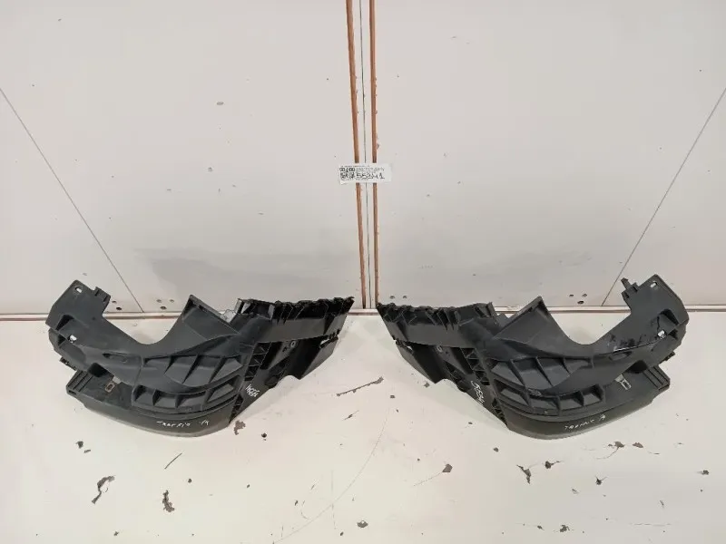 KIT Sostegni Paraurti ANT 620340102R620350102R Renault Trafic III 2007