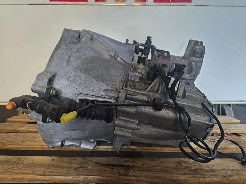 Cambio 9811243810 DV5RD 1631737680 Peugeot 308 II 2017