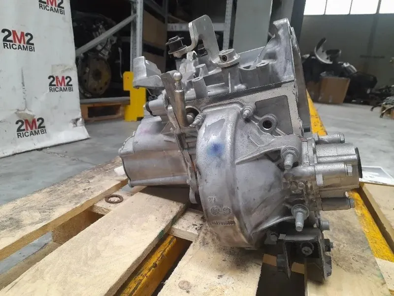 Cambio 9811243810 DV5RD YH01 1631737680 Peugeot 308 II 2017