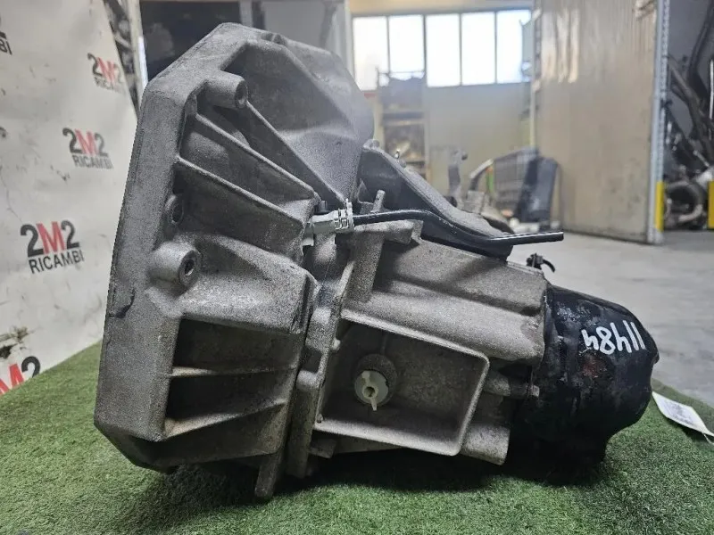 Cambio 820050888 SCATOLA Renault CLIO III 2006