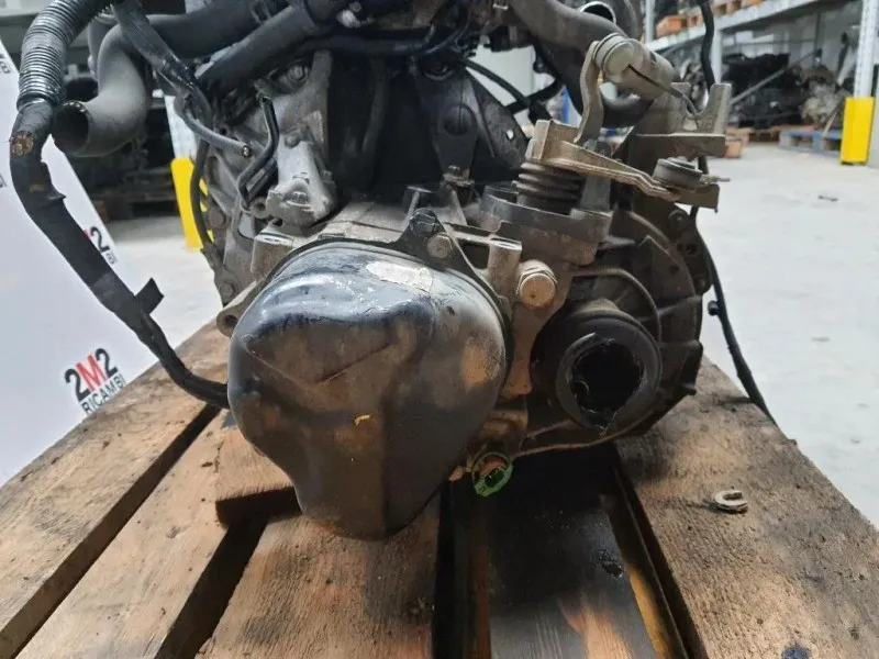 Cambio 820050888 SCATOLA Renault CLIO III 2006