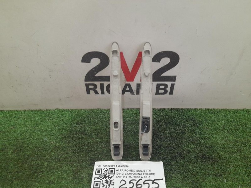 Lampadina Frecce ANT DX 50522993 50522994 Alfa Romeo Giulietta 2010