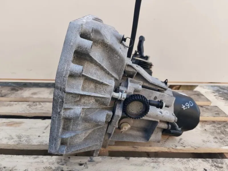 Cambio R371685 5 MARCE MANUALE Renault CLIO IV 2016