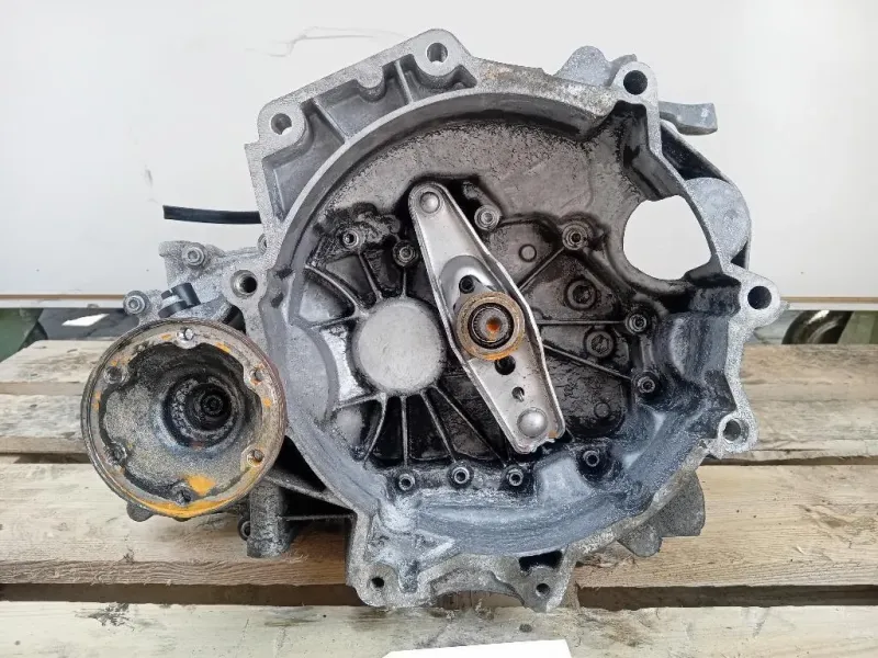 Cambio LMG 02T 300 058 5 MARCE MANUALE Seat Ibiza V 6J5 2013