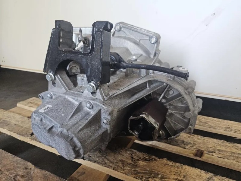 Cambio UDN 0CW300042C00B Skoda Fabia NJ3 2018