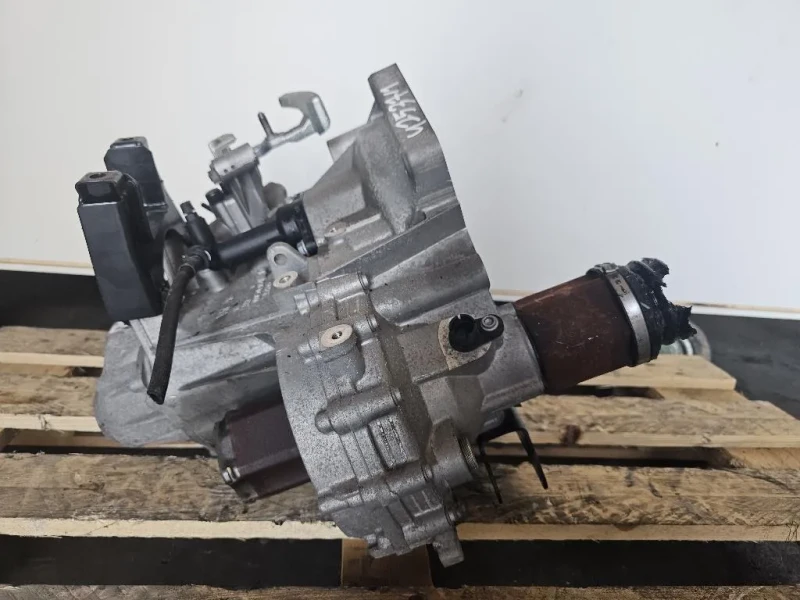 Cambio UDN 0CW300042C00B Skoda Fabia NJ3 2018