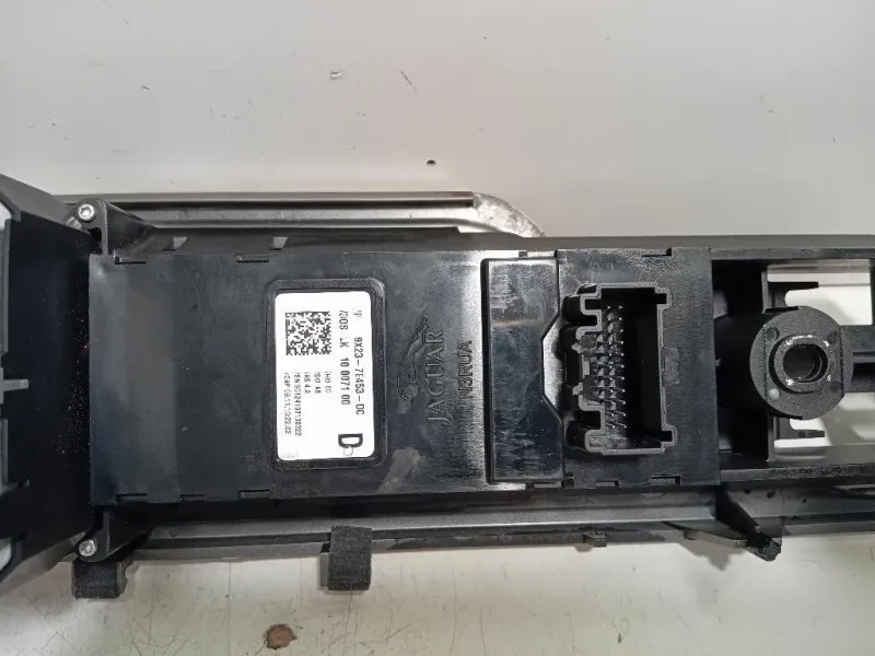 LEVA Cambio Automatico 9X23-7E453-DC Jaguar XF I 2008