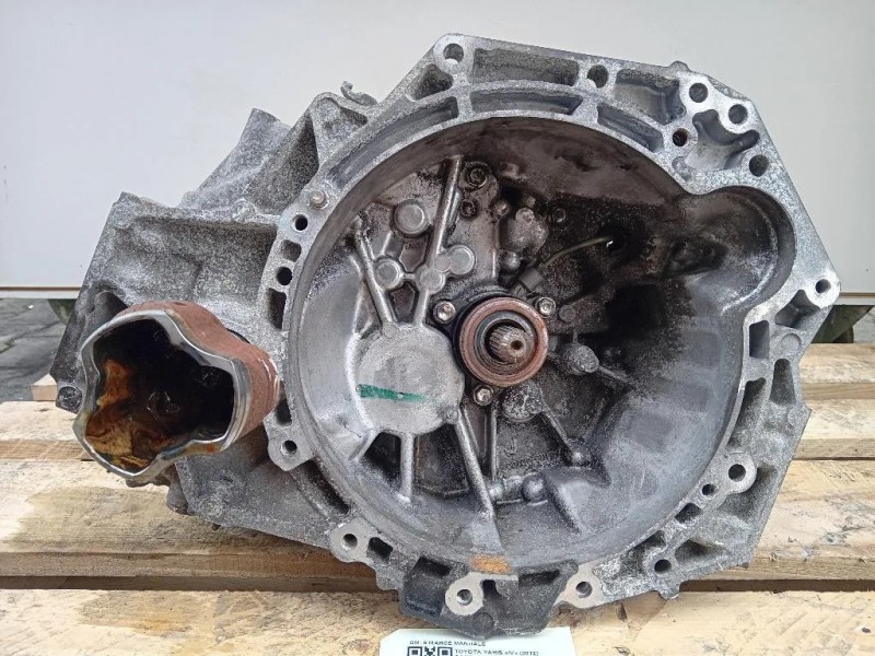 Cambio 303000D140 6 MARCE MANUALE Toyota Yaris IV 2012