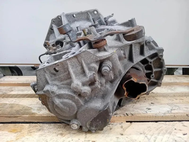 Cambio 303000D140 6 MARCE MANUALE Toyota Yaris IV 2012