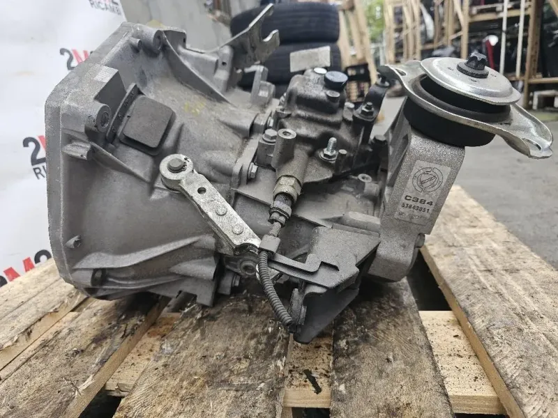 Cambio 1KRFE 303000D190 Toyota Yaris IV 2012