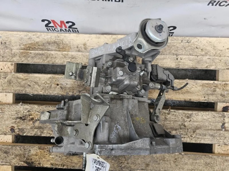 Cambio 1KRFE 303000D190 Toyota Yaris IV 2012