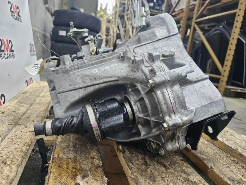 Cambio 1KR-FE 69CV 51KW Toyota Yaris IV 2014