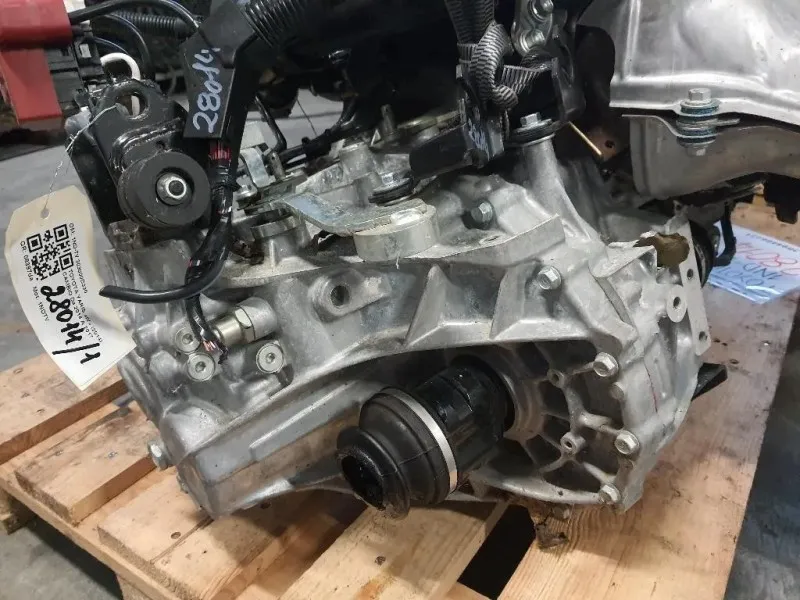 Cambio 1ND-TV 303000D330 Toyota Yaris IV 2014