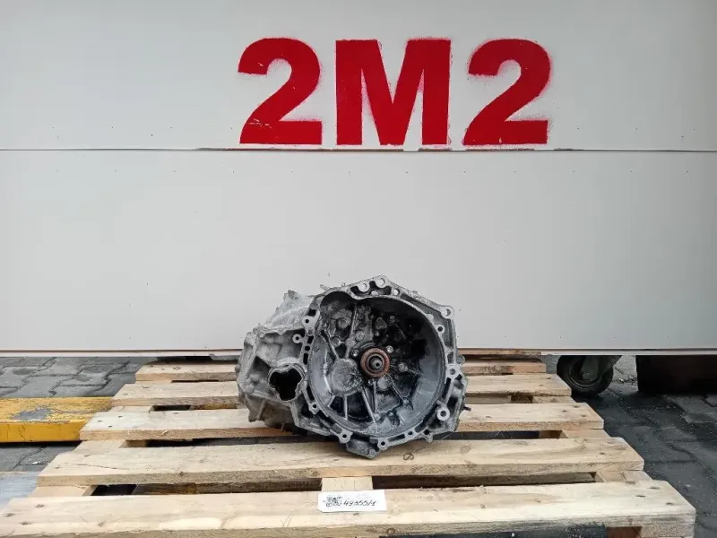 Cambio 303000D311 6 MARCE MANUALE Toyota Yaris IV 2014