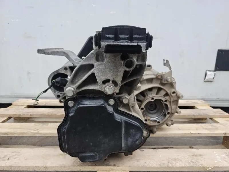 Cambio MHZ 0A4300046S Volkswagen Caddy IV 2011