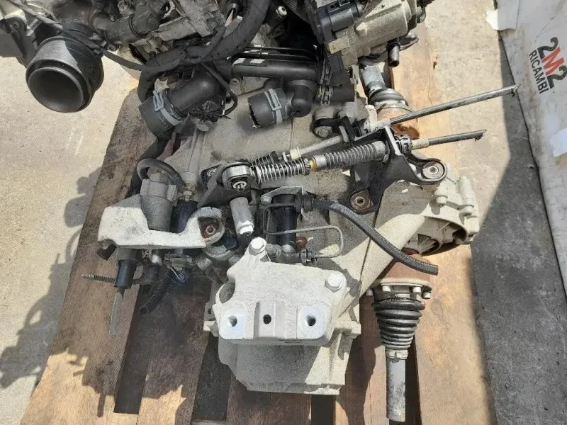 Cambio CBZB LHY 0AJ301103 Volkswagen GOLF VI 2009