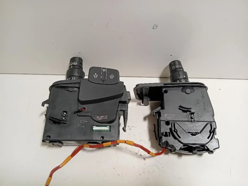 LEVA Devio Comando Radio 8201590631 Renault CLIO III 2006